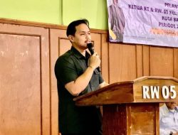Kang Ulung: Ketua RT dan RW Adalah Ujung Tombak Pelayanan Masyarakat di Kota Bandung