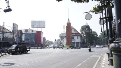 Pemkot Bandung Rapikan Kabel Udara di Jalan Asia Afrika, Wajah Kawasan Heritage Makin Tertata