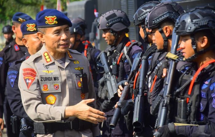 Dansat Brimob Polda Jabar Pastikan Kesiapan Personel Batalyon B Pelopor Lewat Apel Gelar Pasukan