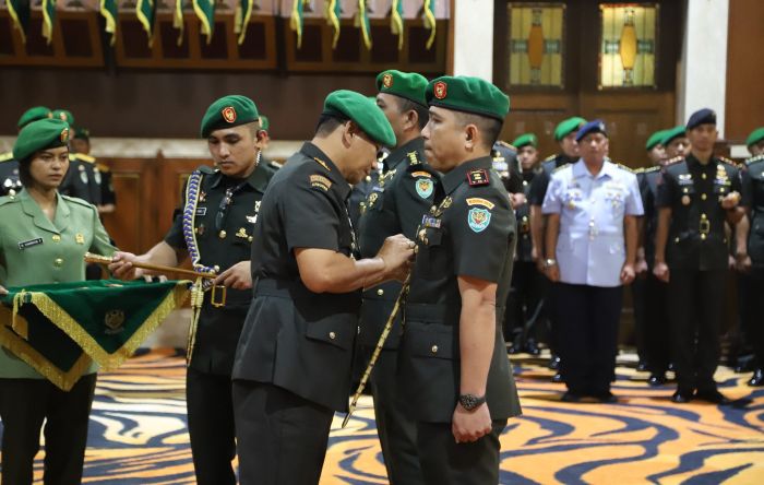 Sertijab Dandim 0618 Kota Bandung, Pangdam III Siliwangi Tekankan Penguatan Sinergitas dan Teritorial