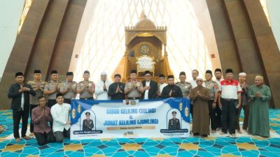 Kapolda Jabar Irjen Pol Hengki Pimpin Safari Shalat Jumat di Masjid Raya Al-Jabbar
