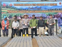 Kapolda Jabar Pimpin Penanaman Bawang Putih, Siapkan 105 Hektare Lahan Dukung Swasembada Pangan